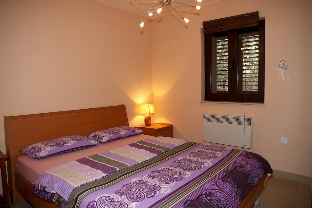 Apartments " Happy Villa " Сплитска Стая снимка